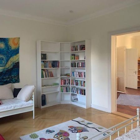 Grosszuegige Wohnung In Schleswiger Altbauvilla Bagian luar foto