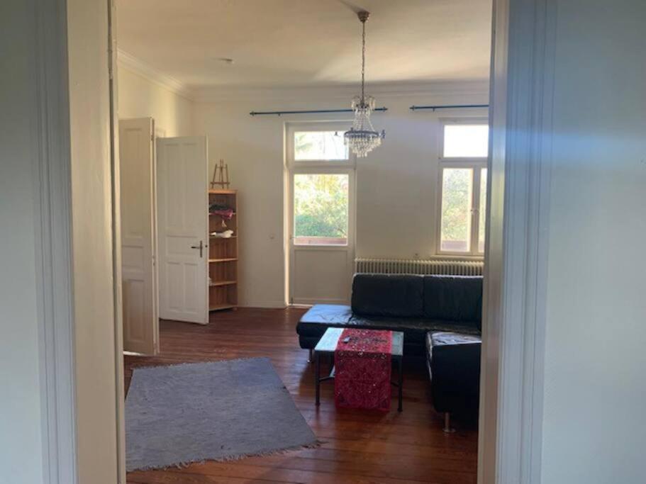 Grosszuegige Wohnung In Schleswiger Altbauvilla Bagian luar foto