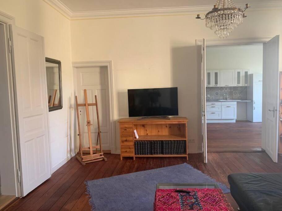 Grosszuegige Wohnung In Schleswiger Altbauvilla Bagian luar foto